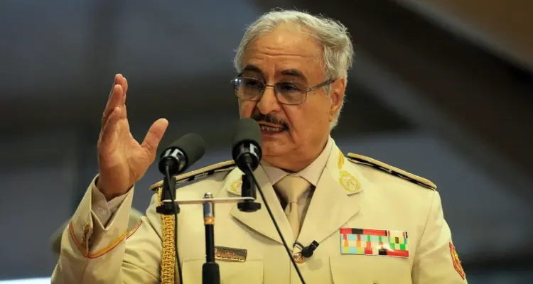 حفتر يترشح رسمياً لرئاسة ليبيا.. وفي أوّل كلمةٍ له وعد بفعل 3 أمور حال فوزه: أخبار