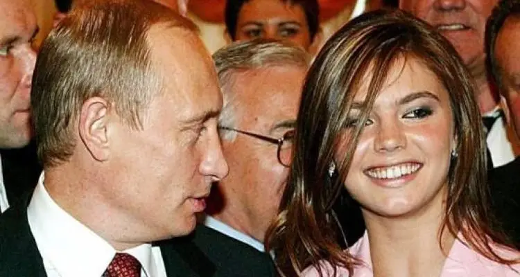 ثاني رد رسمي على وثائق باندورا من الكرملين حول التسريبات عن الرئيس بوتين وعشيقته السرّية: أخبار