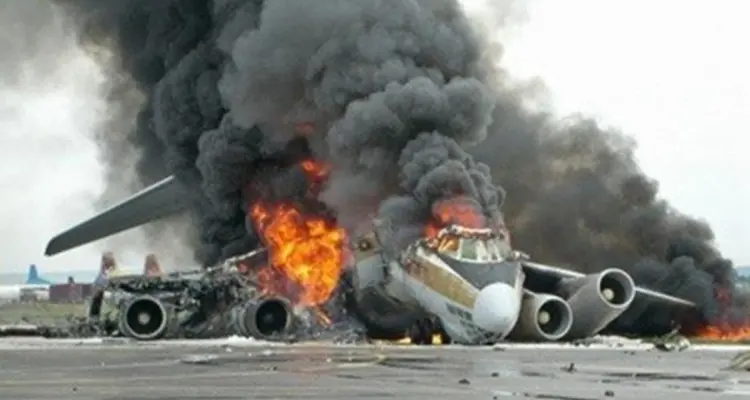 تحطم طائرة ركاب روسية.. وزارة الطوارىء تكشف تفاصيل الحادثة المروعة: أخبار
