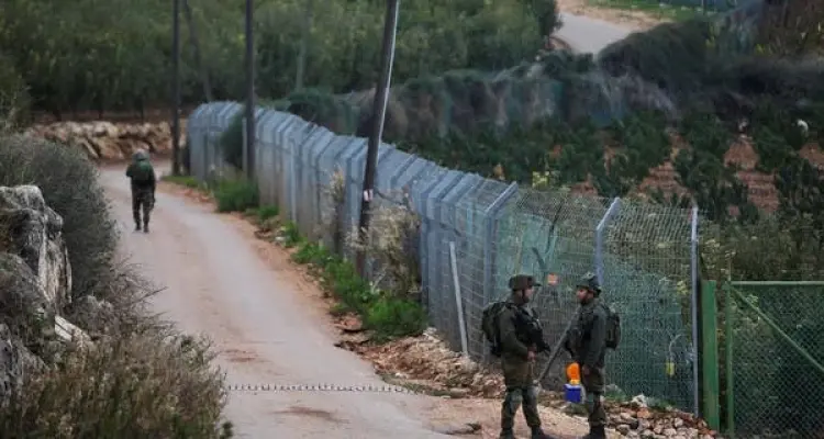 الجيش الإسرائيلي يغلق طرقاً ومناطق محاذية لقطاع غزة.. وصحيفة عبرية تكشف السبب الحقيقي: أخبار