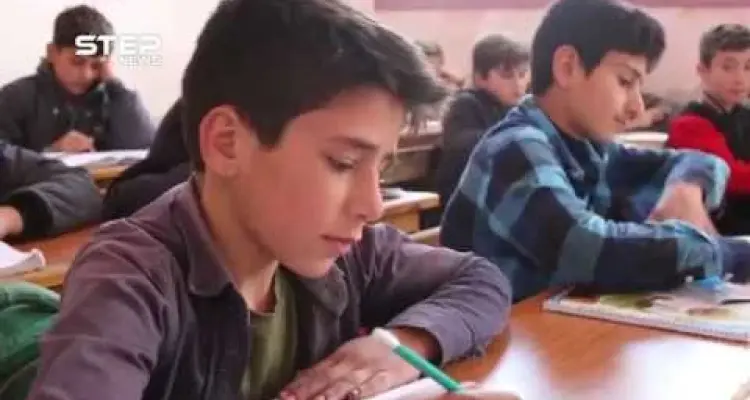 معلمو غربي حلب مستمرون في عملهم رغم انقطاع رواتبهم: أخبار