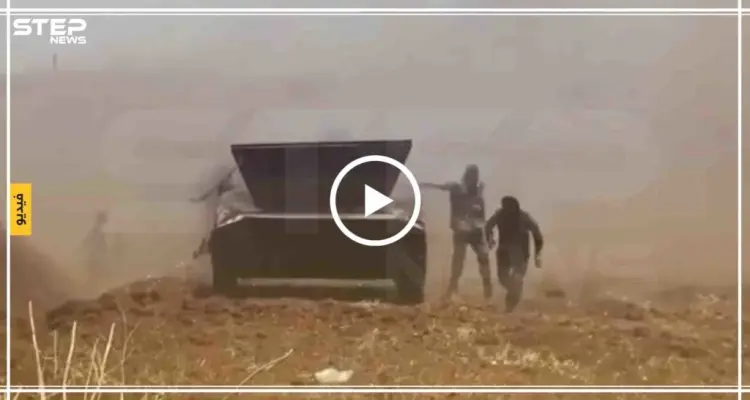 مقطع مصور من خلف تحصينات قوات النظام يظهر استهداف آلية بريف حماة (فيديو): أخبار