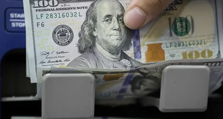 دولار السوق السوداء يقفز مجدداً.. ومسؤول لبناني يدعو المواطنين لعدم التهافت وشراء الغاز: أخبار