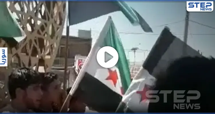 بالفيديو|| "دين محمد ما بدوم".. مظاهرة في بلدة سجو لمقاتلين موالين لتركيا يشتمون الدين: أخبار