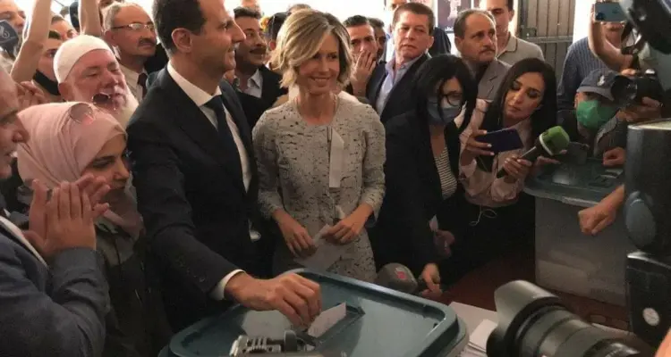 بشار الأسد يدلي بصوته في الانتخابات الرئاسية السورية في مدينة بريف دمشق تحمل رمزيةً خاصةً: أخبار