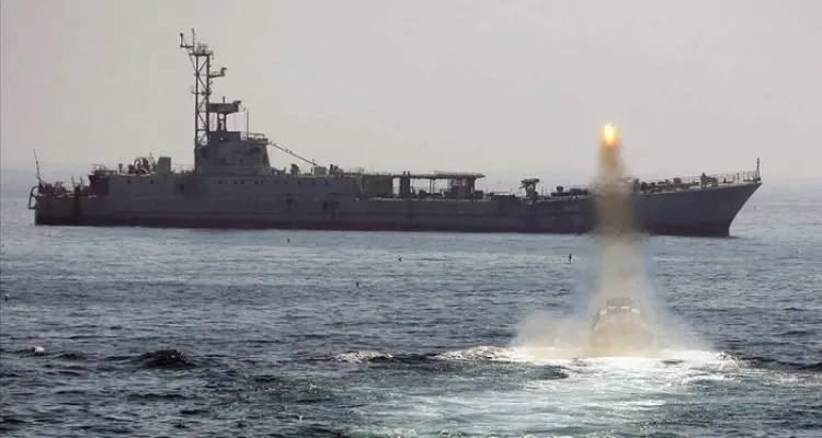 الإعلان عن مناورات أمريكية بريطانية في الخليج للتأكيد على حماية أمن دولة خليجية: أخبار