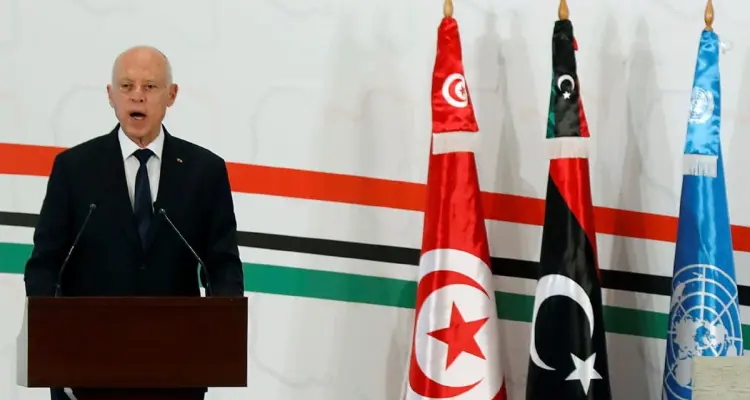 رئيس المجلس الرئاسي الليبي يستقبل قيس سعيد كأول رئيس عربي يزور ليبيا بعهد السُلطة الجديدة: أخبار