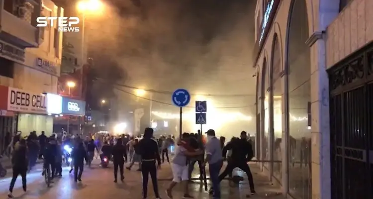 طرابلس: غضب الشوارع ينهال على المصارف (فيديو): أخبار