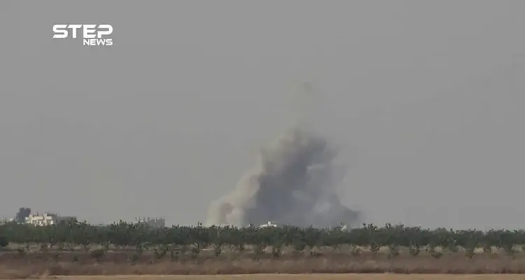 شاهد الغارات الجوية على مدينة كفرزيتا بريف حماة الشمالي: أخبار