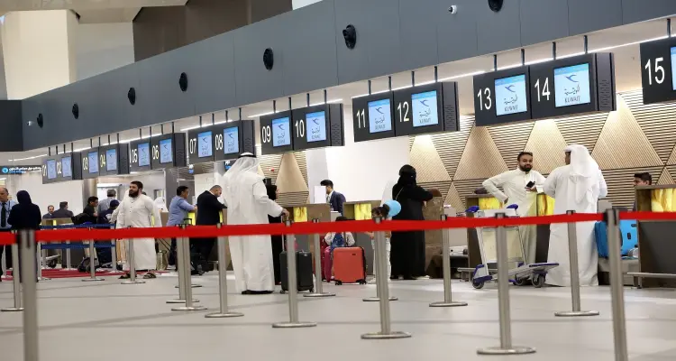 الكويت تصدر قراراً حاسماً حول دخول غير الكويتيين إلى البلاد وتوضح الأسباب: أخبار