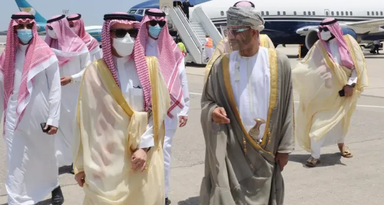 اجتماع رباعي هام في سلطنة عُمان اليوم.. بعد يومين من اجتماع ظريف والحوثيين: أخبار