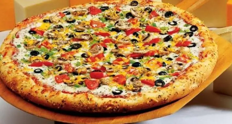 طريقة عمل البيتزا الإيطالية في المنزل اسهل والذ من المطاعم: أخبار