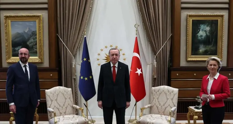 تركيا تحمّل الاتحاد الأوروبي مسؤولية خطأ محرج لرئيسة مفوضية الاتحاد خلال لقاء أردوغان (فيديو): أخبار