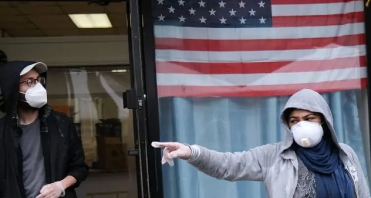 مركز السيطرة على الأمراض الأمريكي يكشف الفئة التي يُسمح لها بالتخلي عن الكمامات.. ويوصي بهذا للآخرين: أخبار