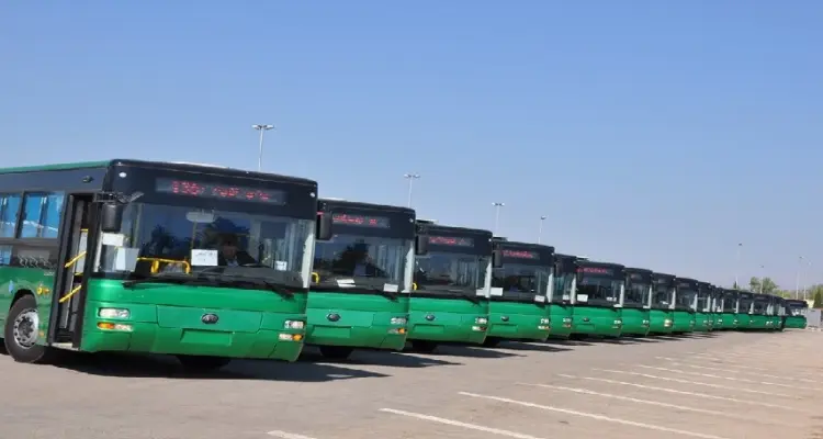 بالصور.. الصين الشعبية تُسلّم نظام الأسد 100 باص نقل داخل: أخبار