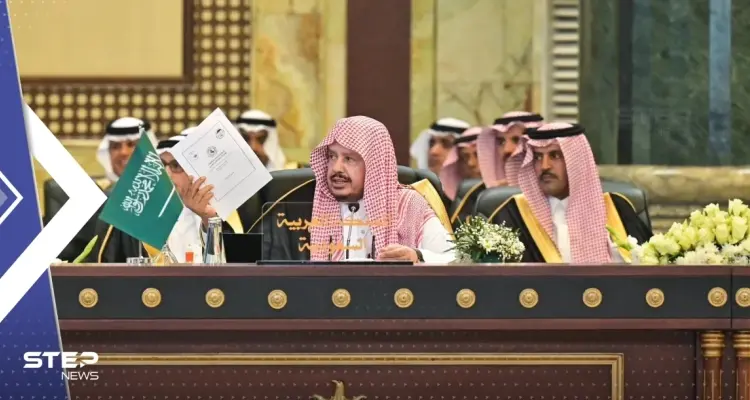 بالفيديو|| رئيس مجلس الشورى السعودي يثير تفاعلاً بتفسيره آية قرآنية لبرلماني أردني أخطأ فيها: أخبار