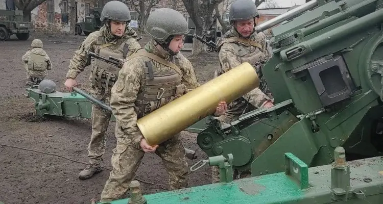 الناتو يؤكد استعداده للأسوأ في أوكرانيا.. وبوريل يهدد روسيا بدفع الثمن فيها: أخبار