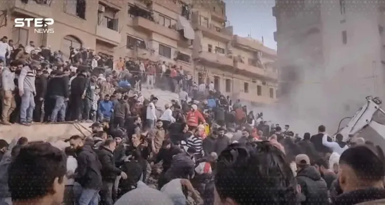 انهيار مبنى بطرابلس شمال لبنان