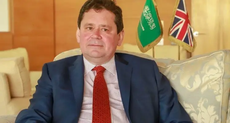 سفير بريطانيا في السعودية يوضح موقف بلاده من التصعيد الحوثي: أخبار