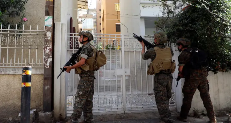 الرئاسة اللبنانية تكشف حقيقة طلب القاضي طارق بيطار التنحي.. والاتحاد الأوروبي يتخذ قراراً صارماً: أخبار