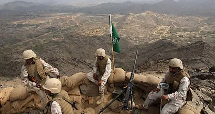 التحالف العربي بقيادة السعودية يعلن التصدي لهجمات حوثية وخارجية الإمارات تصدر بياناً: أخبار