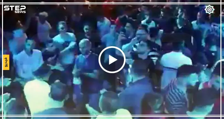بالفيديو || مطرب شعبي بحفلٍ في مدينة رام الله الفلسطينية يدعو إلى إحراق مدينة إدلب!: أخبار
