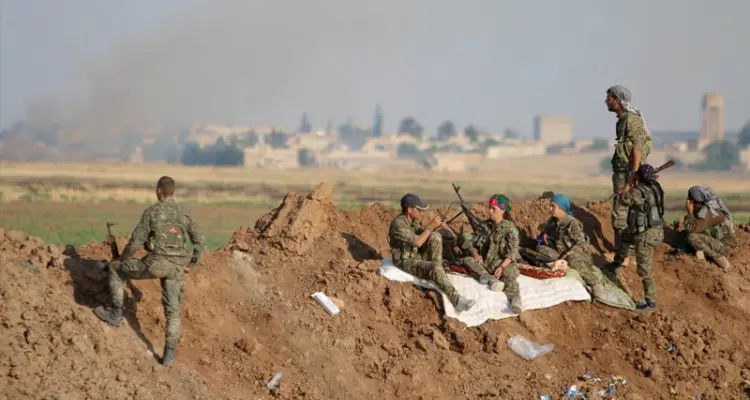 "قسد" تكثف من الخنادق على خطوط التماس.. وأضخمها على جبهة مع النظام: أخبار