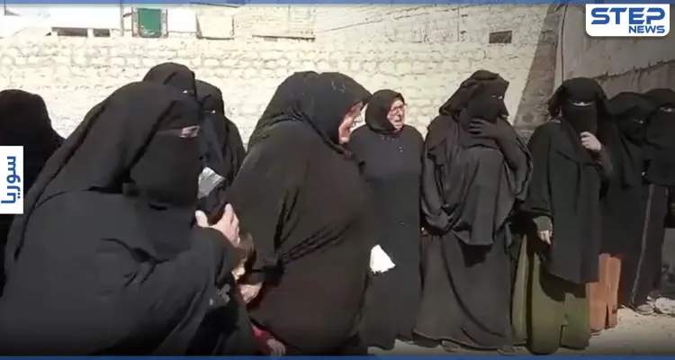 بالفيديو|| تسقط هيئة تحرير الشام... مظاهرات نسائية ترفع شعارات مناوئة للهيئة وزعيمها نصرةً لأبنائهن وأزواجهن: أخبار