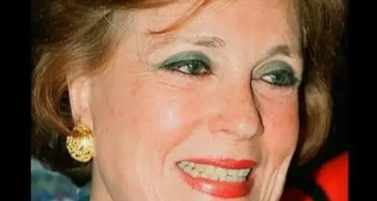 وفاة جيهان السادات قرينة الرئيس المصري الراحل أنور السادات.. والسيسي يمنحها وسام "الكمال": أخبار