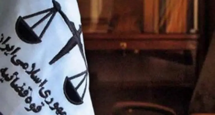 السائح الفرنسي المسجون في إيران يواجه اتهامات بالتجسس وقد يسجن لفترة طويلة: أخبار