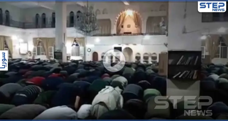 بالفيديو|| لم يوقفهم كورونا.. صلاة التراويح في أولى ليالي رمضان من محافظة إدلب: أخبار