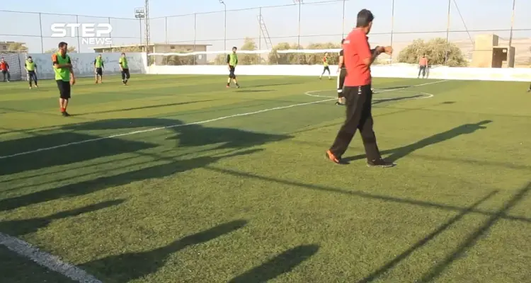 ملعب "أبو رجب" في قرية حلول بريف إدلب متنفس للشباب في ظل الظروف الراهنة: أخبار