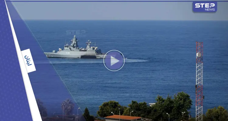 بالفيديو|| لقاء زوارق اسرائيلية بمسؤولين لبنانيين قبل التوقيع.. كيف تصرف الوفد اللبناني: أخبار