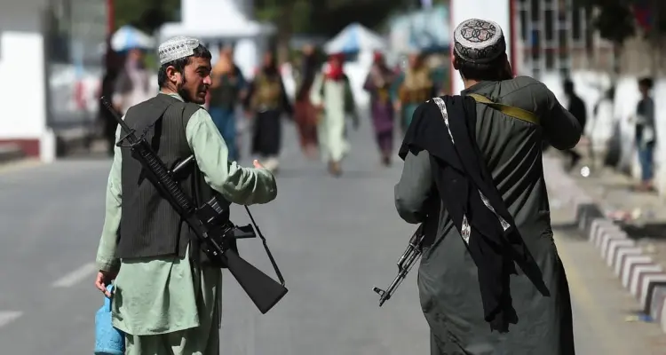 المتحدث باسم طالبان يكشف مكان تواجد زعيم الحركة.. وبلينكن يطالبها بتنفيذ أمرين: أخبار