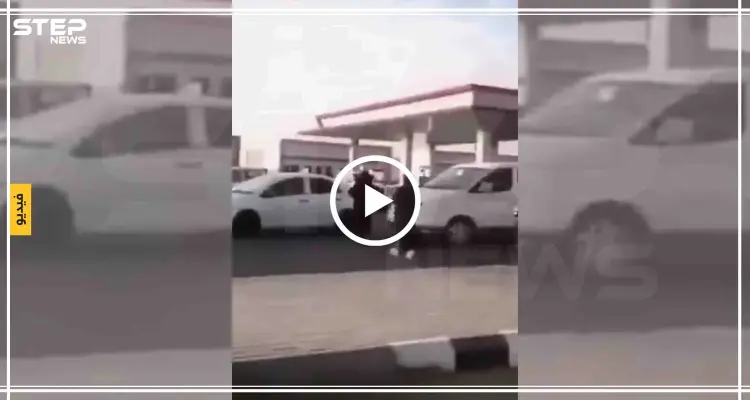 شاب سعودي يطالب بـ"إحراق" فتيات من جامعة سعودية لشرائهن قهوة من مكان عام!  (فيديو): أخبار