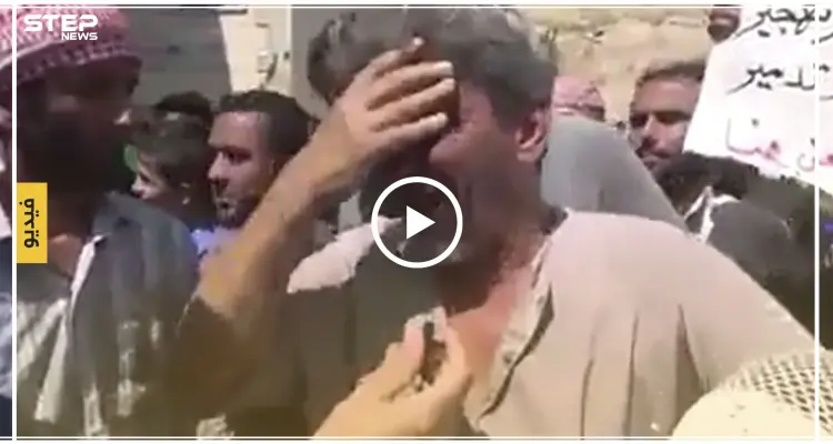 شاهد بالفيديو|| رجل مسن غلبه البكاء "أدخلونا على تركيا أو أوقفوا البراميل، لِمَ تبيعون وتشترون بنا؟": أخبار
