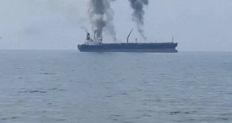 استهداف ناقلة قبالة سواحل بانياس بعد ساعات من حريق مصفاة حمص (فيديو +وصور): أخبار