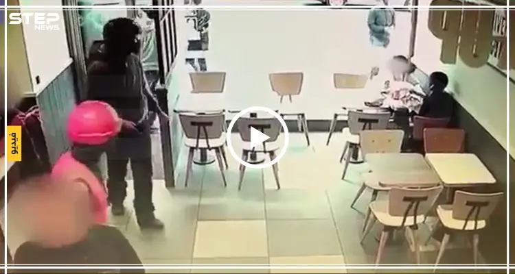 سوري يُقتل طعناً على مرأى الجميع في لندن والسبب شهامته (فيديو): أخبار