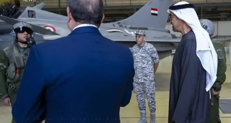 تفقّداً رسمياً مشتركاً لطائرة مقاتلة متطورة"
