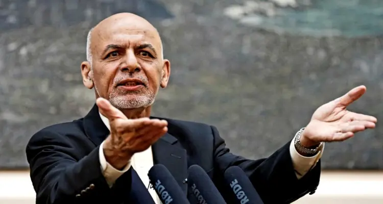 طالبان تعلن عن بيان هام حول الهاربين من البلاد بمن فيهم الرئيس السابق ومسؤوليه: أخبار