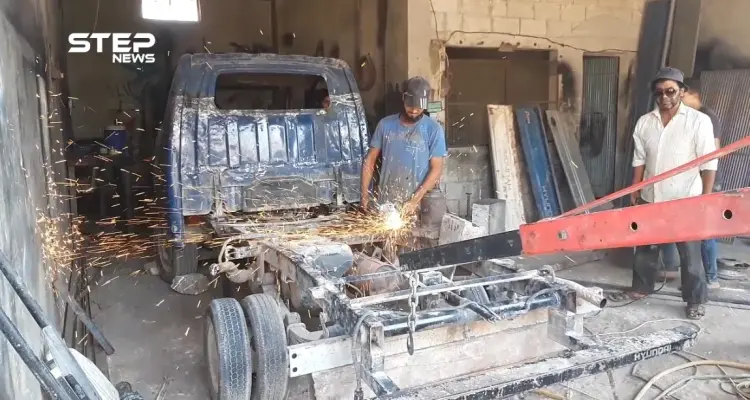 في إدلب .. سيارة مصنوعة من قطع التبديل تبدل حال المواطنين إلى الأفضل قليلاً: أخبار