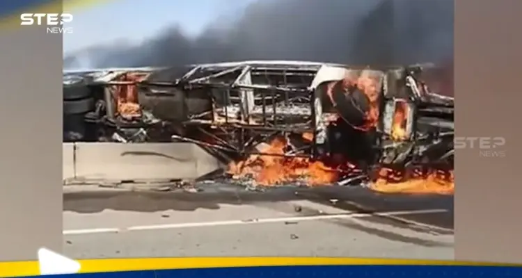 قتلى وجرحى في اصطدام حافلة وشاحنة في جنوب العراق.. والحكومة تتحرك: أخبار