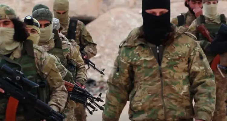 "العصائب الحمراء" تُهاجم بعملية انغماسية مواقعَ للأسد شمال حماة: أخبار