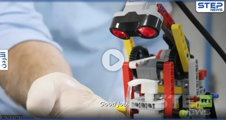 أحجار الليجو أصبحت روبوتاً على أيدي لاجئي الزعتري (فيديو): أخبار