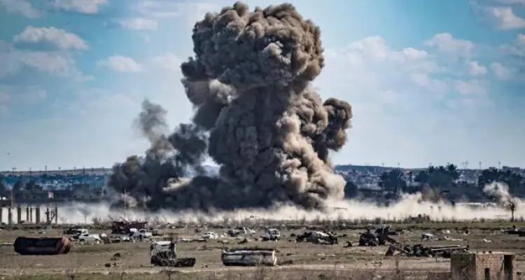 قصف جوّي ومدفعي متواصل على الباغوز، وعشرات الجثث المتفحمة على أطرافه: أخبار