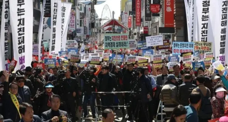 بالفيديو|| زلزال بقوة 6 درجات يضرب العاصمة اليابانية والسُلطات تتحدث عن مصير المنشآت النووية: أخبار