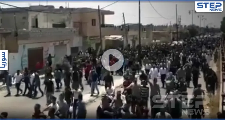 بالفيديو|| "ضبي كلابك يا إيران".. مظاهرة بالآلاف في بصرى الشام هي الأكبر من نوعها منذ أعوام: أخبار