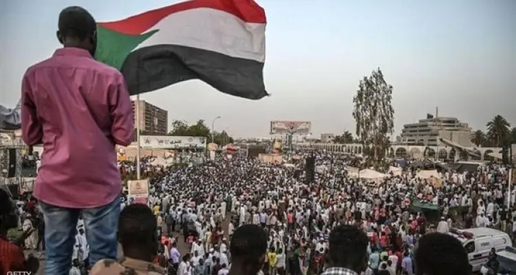 بينها حزب البعث السوداني.. حركات وأحزاب يعلنون عن ائتلاف سياسي جديد والسُلطات تحذّر: أخبار