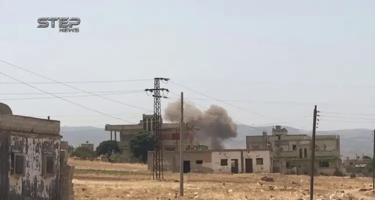 اشتباكات بين قوات النظام وعناصر داعش شرقي حمص.. وغارات لطيران النظام على السخنة: أخبار