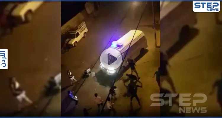 رجم رجال الأمن العام في الكرك الأردنية وأعمال شغب رفضاً لحظر التجوال (فيديو): أخبار